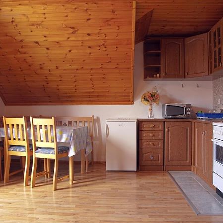 Guesthouse Zafran Smoljanac Ngoại thất bức ảnh