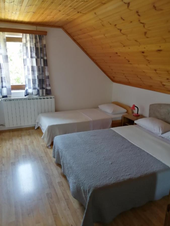 Guesthouse Zafran Smoljanac Ngoại thất bức ảnh