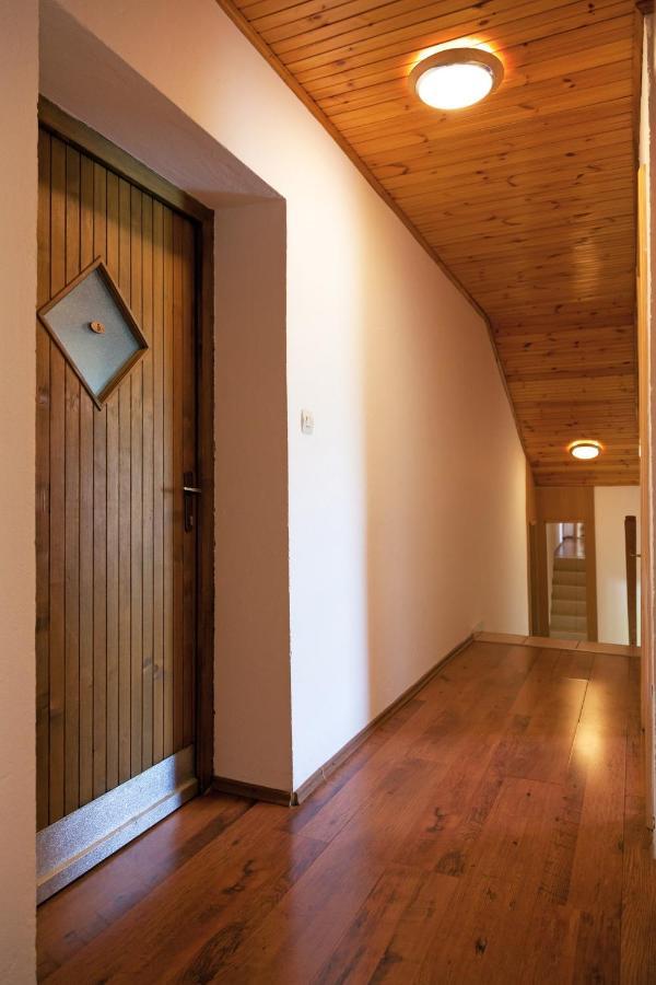 Guesthouse Zafran Smoljanac Phòng bức ảnh